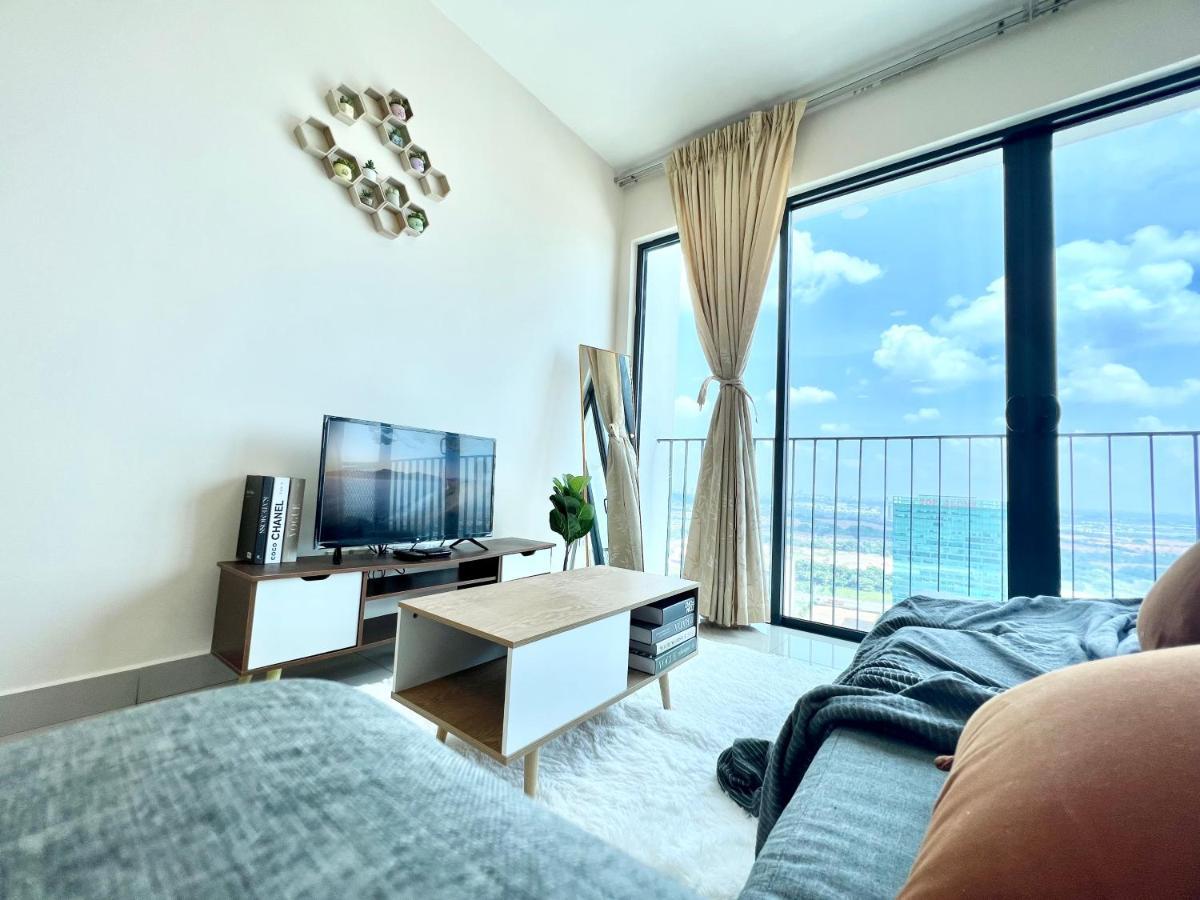 A 1-4 Pax Cozy Studio Tv Box Pool 100Mps Wifi 3 Bed Trefoil Setia Alam Esterno foto
